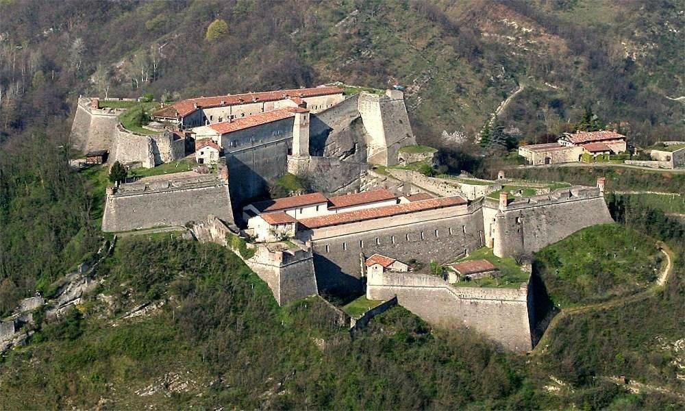 Casa Magnolia Lägenhet Stazzano Exteriör bild